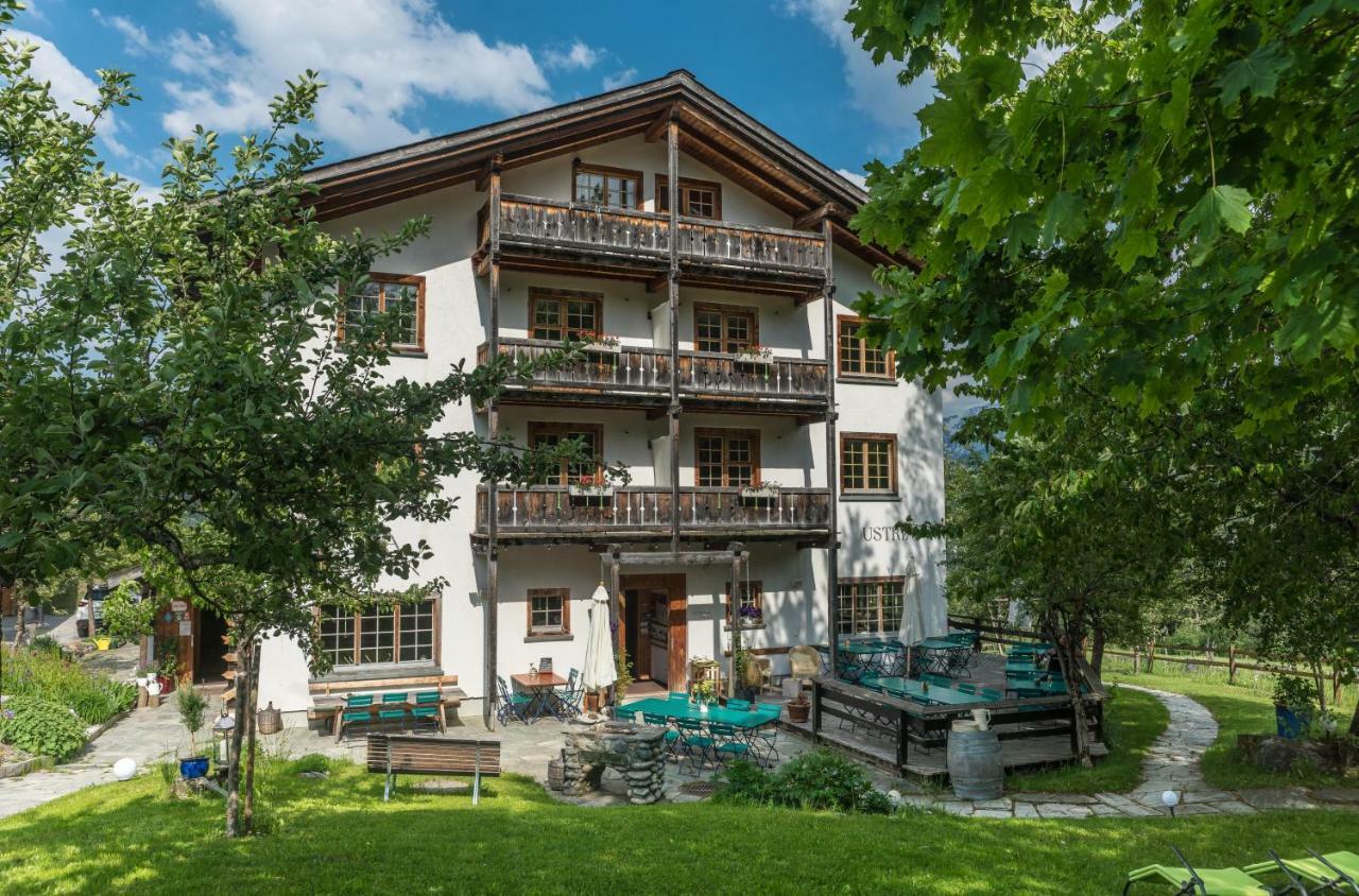 Hotel Ucliva Breil/Brigels Exterior photo